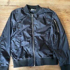 H&M black lightweight bombers style jacket. Unisex.